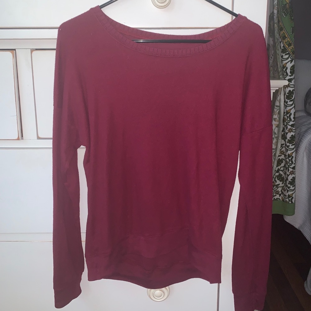 Super soft maroon sweater - Picture 4 of 5